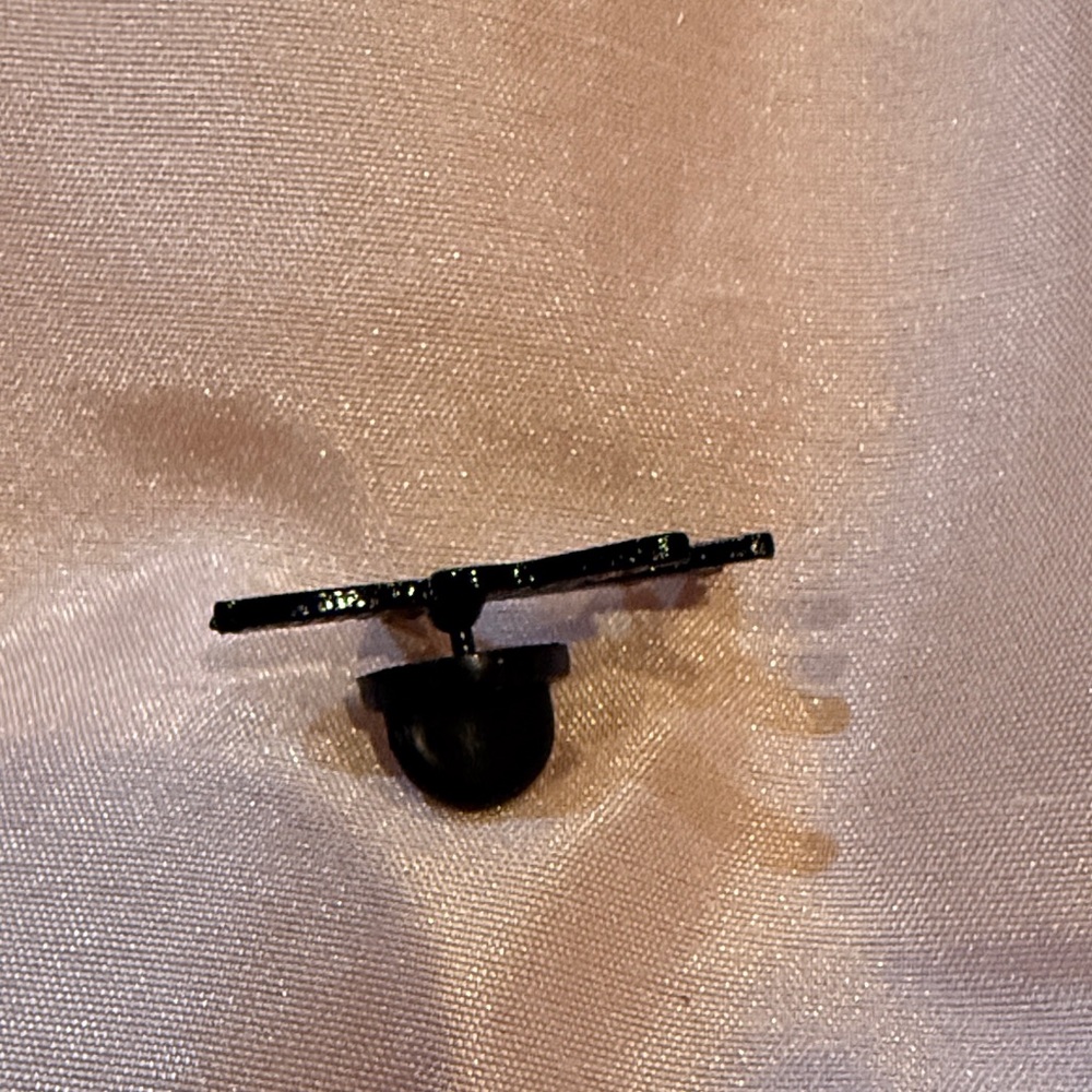 Colorful Airplane Pin - Aviation - Picture 5 of 5